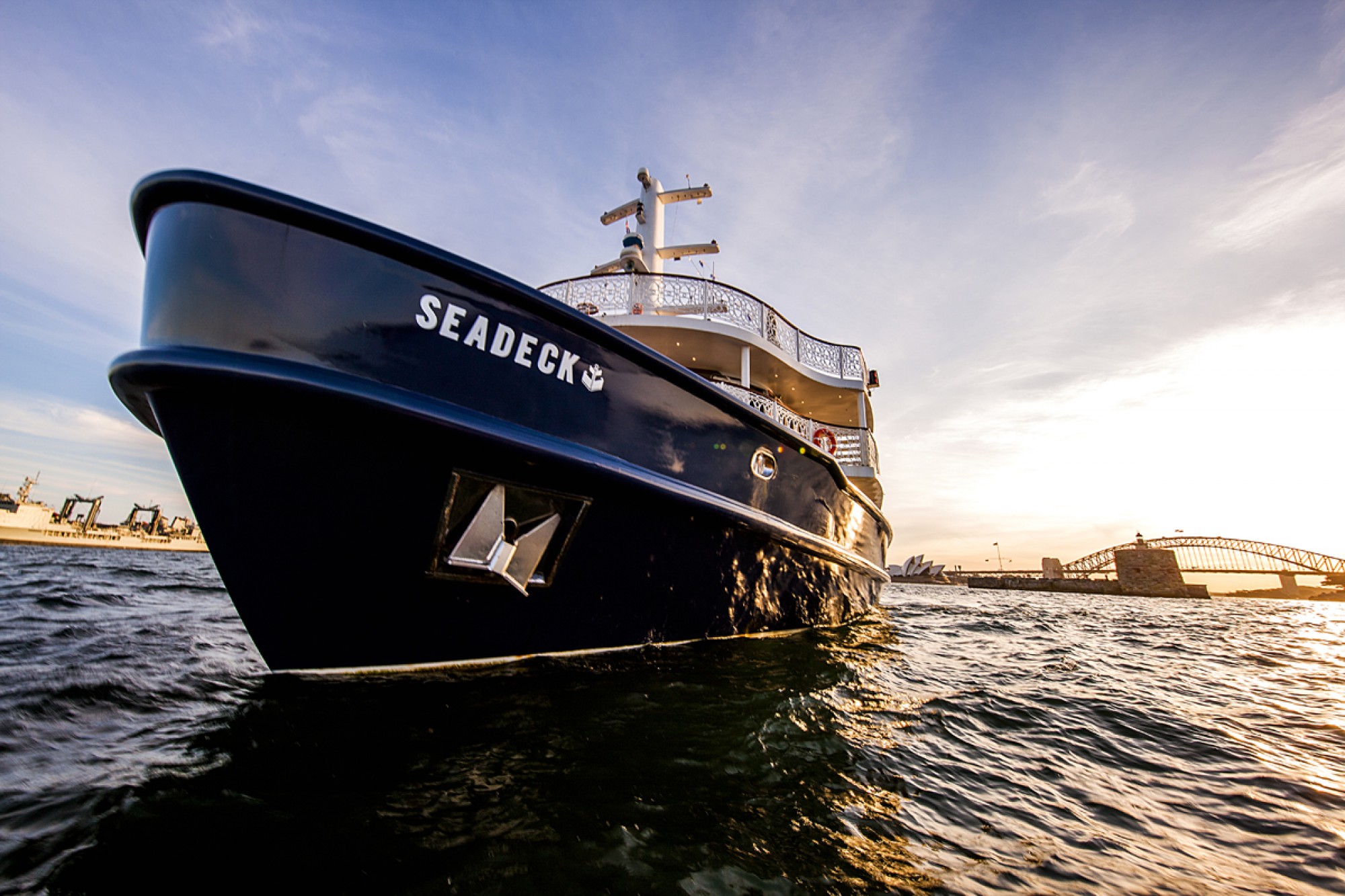 seadeck boat brisbane seadeck brisbane book save with venuemob seadeck boat brisbane seadeck brisbane book save with venuemob
