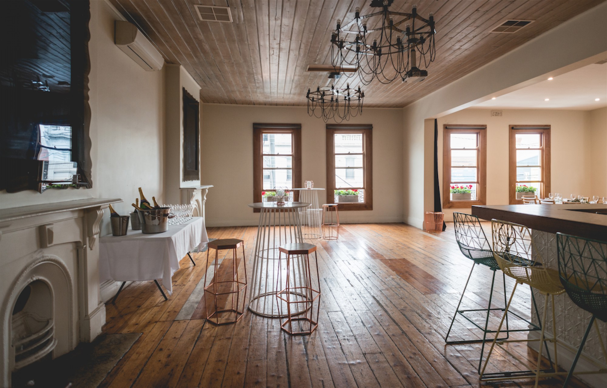 Speakeasy Kitchen Bar Book Save With Venuemob