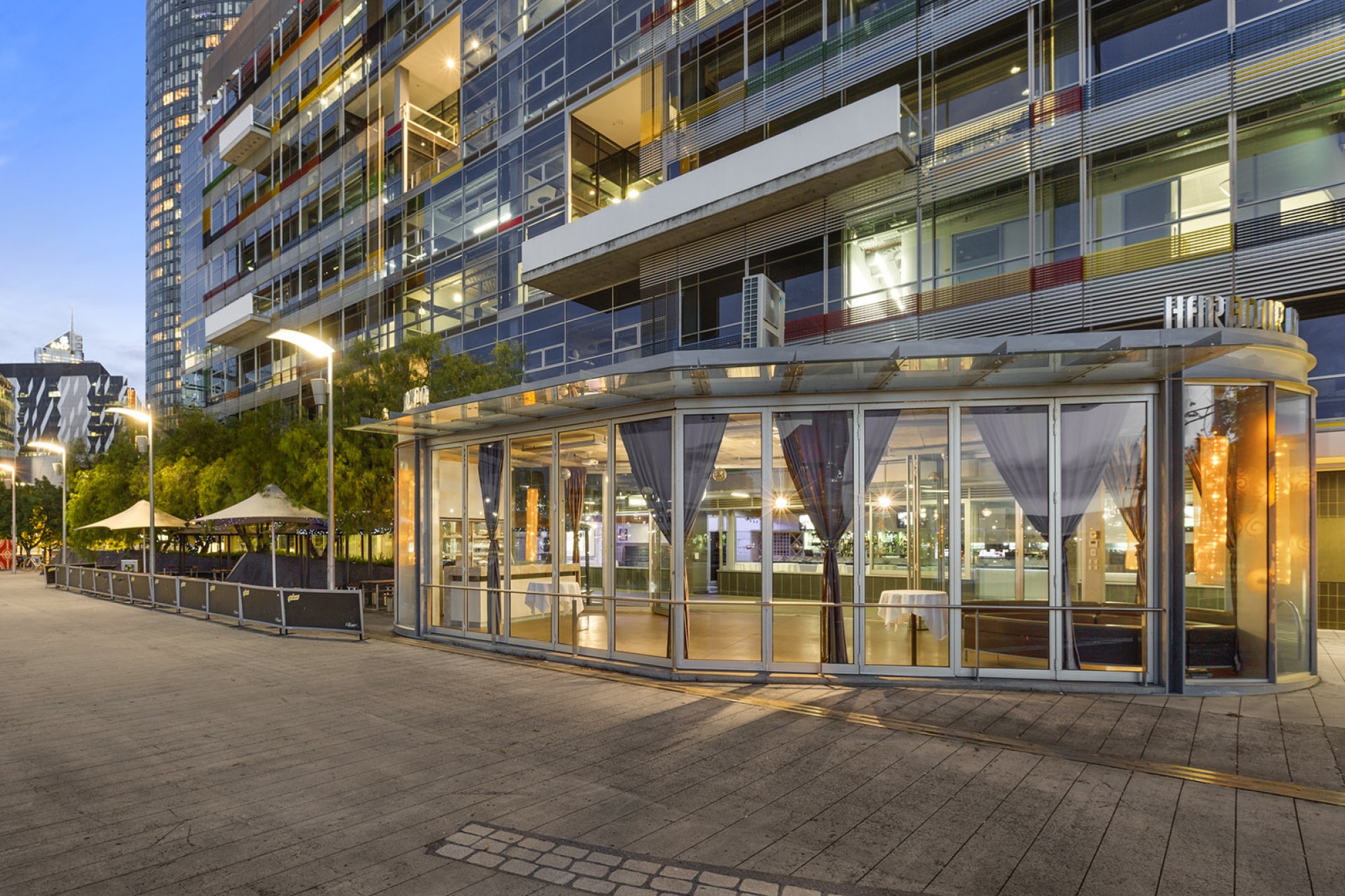 Harbour Kitchen: Book & Save with Venuemob